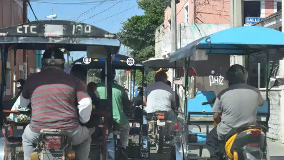Del total de transportistas, que brindan servicios de forma ilegal, 3 mil se encuentran en Umán