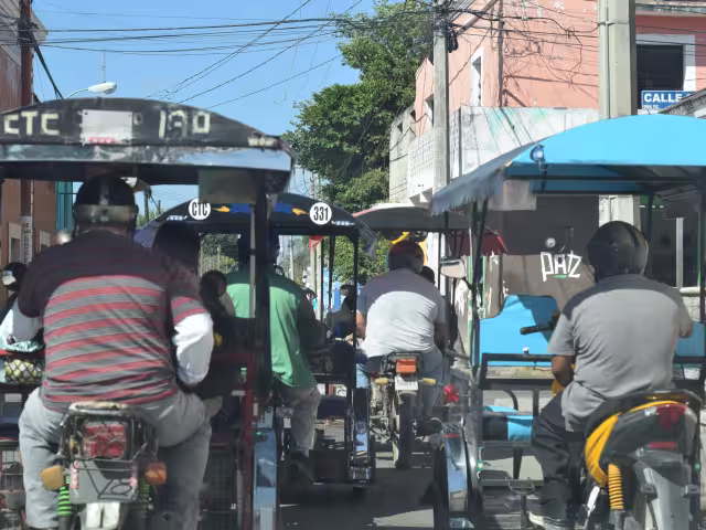 Del total de transportistas, que brindan servicios de forma ilegal, 3 mil se encuentran en Umán