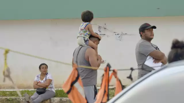 Se reveló que los centros educativos pidieron a aislar a un par de aulas, las cuales tienen alrededor de 40 estudiantes