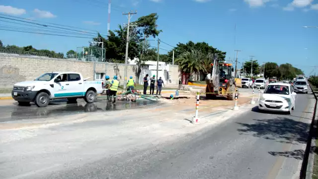 Cancunenses señalan que llevan años con este tipo de problemas: una vez a la semana tienen servicio y hay baja presión en las tuberías