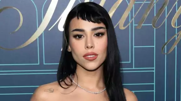 Danna Paola asegura que la gente que la critica 'no es feliz por falta de sexo' Danna Paola asegura que la gente que la critica 'no es feliz por falta de sexo'