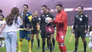 Niña saca sonrisas en la gran final