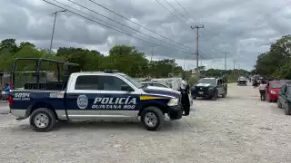 Vecinos de colonias irregulares de Cancún alertan por presencia de grupo armado