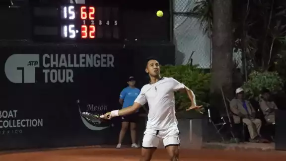 Hugo Dellier y Renzo Olivo se enfrentarán en cuartos de final. Hugo Dellier y Renzo Olivo se enfrentarán en cuartos de final.