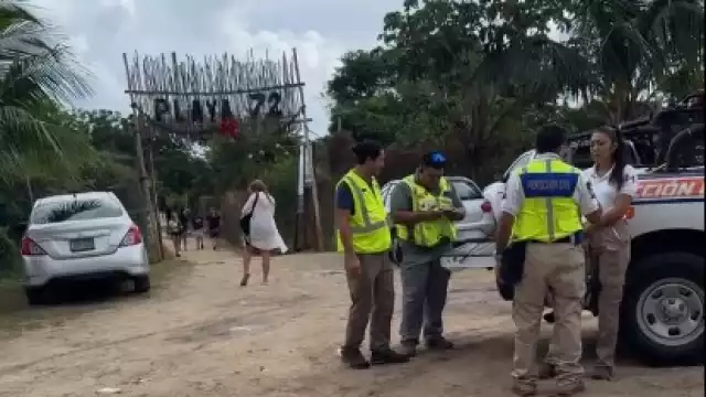 Las dos personas utilizaban el equipo de la empresa SkydiveMex