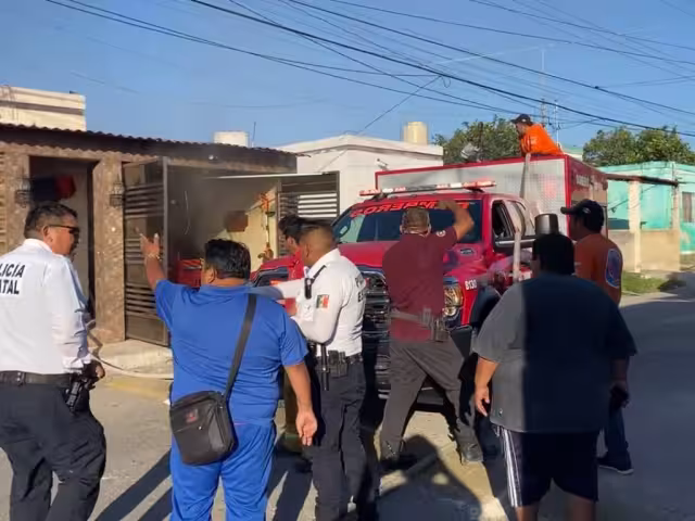 Incendio por veladora deja dos mujeres con síntomas de intoxicación en Campeche