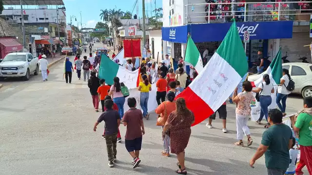 Tanto adultos como niños iniciaron el recorrido desde temprano en la mañana