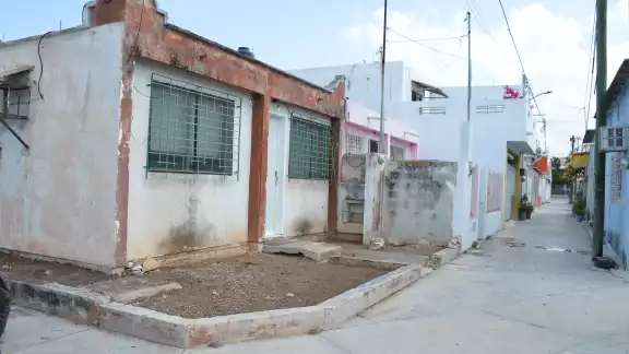 En la capital del Estado existen “miles” de casas que no están regularizadas, dijo de la Peña En la capital del Estado existen “miles” de casas que no están regularizadas, dijo de la Peña