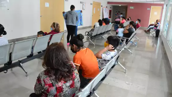 Los casos graves del padecimiento se dan en niños pequeños con sistema inmunitario debilitado Los casos graves del padecimiento se dan en niños pequeños con sistema inmunitario debilitado