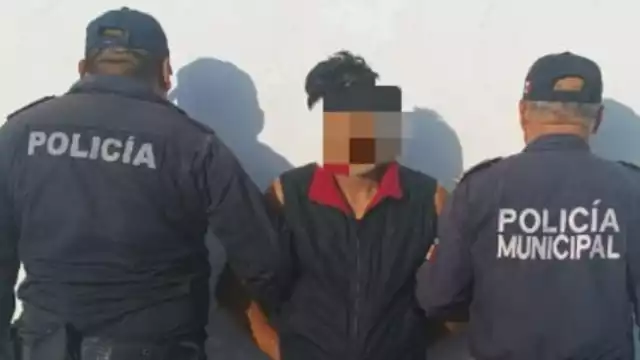 Policías retienen a presunto delincuente en Progreso