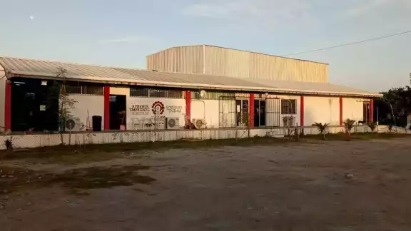 La inundación del 10 de marzo afectó el tendido eléctrico subterráneo, dejando sin energía al Plantel 05 del ICATCAM y la Escuela Federal Número 7