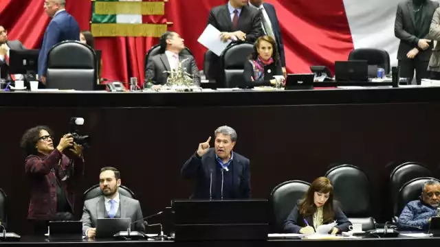 La Cámara de Diputados avaló en lo particular la reforma que elimina siete órganos autónomos y la envía para su discusión al Senado