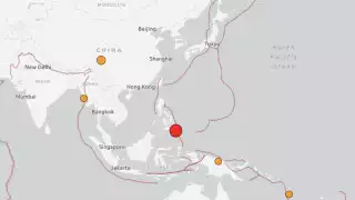 "Se espera un tsunami destructivo”; Filipinas emite alerta tras ser azotado por un terremoto de magnitud 7.4