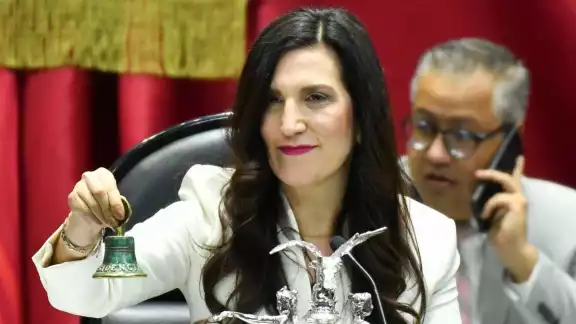 En su primer discurso al asumir la presidencia, López Rabadán agradeció la confianza de las y los 500 legisladores En su primer discurso al asumir la presidencia, López Rabadán agradeció la confianza de las y los 500 legisladores