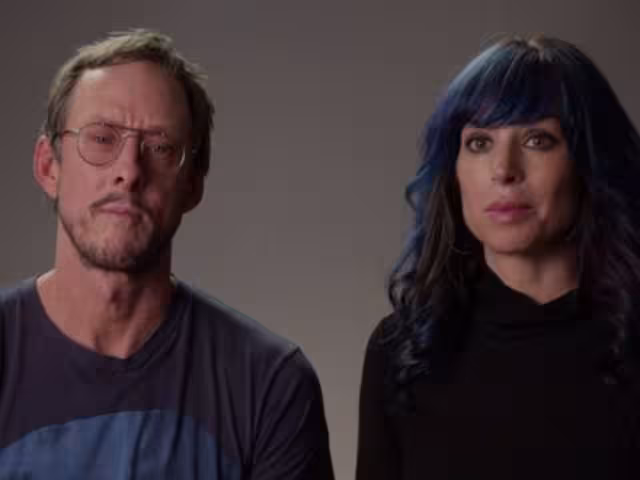 Jillian Shriner, autora y esposa del bajista de Weezer fue herida por la policía de Los Ángeles