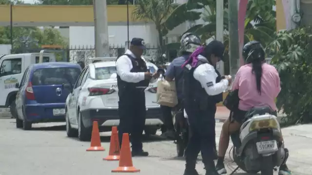  Camionetas y motos tienen elevada demanda en el mercado negro