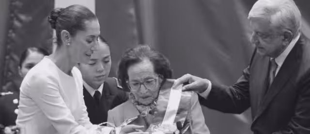 Claudia Sheinbaum recibió la banda presidencial de manos de Ifigenia Martínez el pasado 1 de octubre