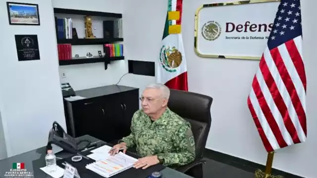 El titular de la Sedena reconoció el esfuerzo de ambos países en la lucha contra el narcotráfico.