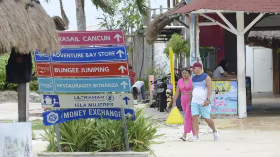 Zona Hotelera de Cancún regresa a la normalidad tras cero afectaciones por el huracán ’Milton”