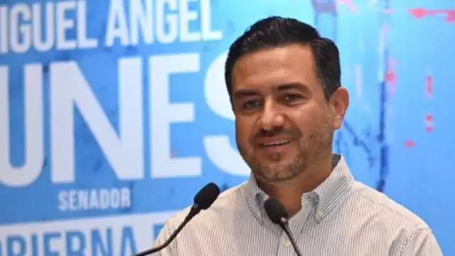 Miguel Ángel Yunes Márquez durante su campaña para senador en Veracruz