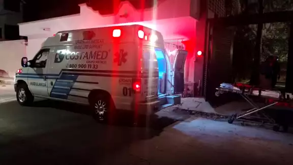 El sujeto fue entregado a la FGE luego de una valoración. Investigan si tiene relación con otros robos El sujeto fue entregado a la FGE luego de una valoración. Investigan si tiene relación con otros robos
