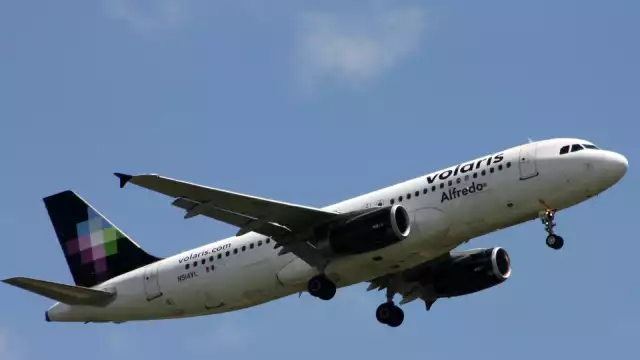 Por los riesgos ante la nubosidad, el vuelo aterrizó en otro destino de Quintana Roo