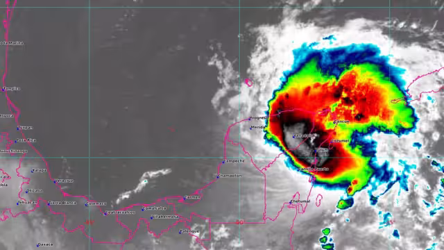 El huracán Beryl se desplazará por la península de Yucatán