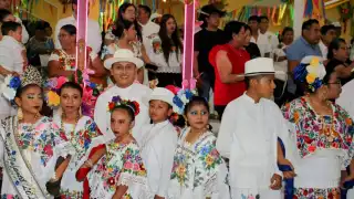 Durante estas festividades se realizan actividades tradicionales como corridas de toros, entradas y salidas de gremios, bailes populares y tardeadas