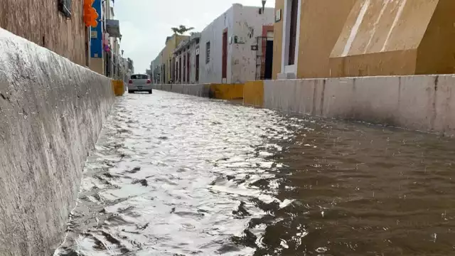 Campeche no ha recibido impactos directos, pero sí lluvias fuertes, tormentas eléctricas y vientos.