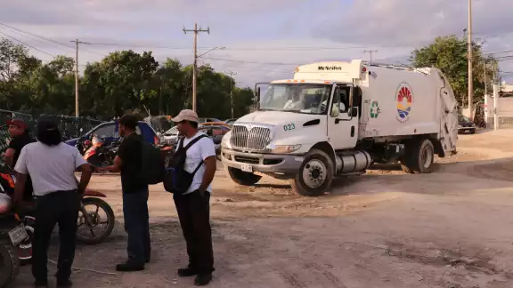 La jornada de limpieza tiene el objetivo de mantener limpia la ciudad de Cancún