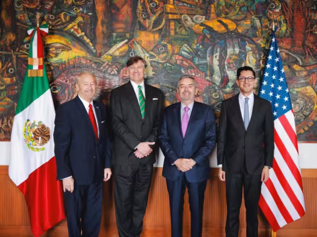 Este encuentro forma parte de la primera gira internacional de Landau como subsecretario