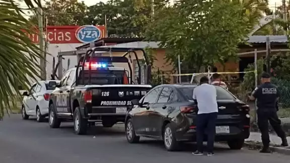 Al momento que llegaron las autoridades no lograron encontrar a la presunta víctima. Al momento que llegaron las autoridades no lograron encontrar a la presunta víctima.