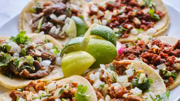 El taco de pastor, el más consumido por los mexicanos