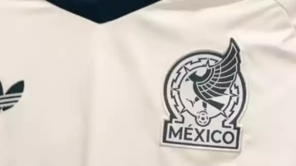 El Tri se vestirá de blanco de visita