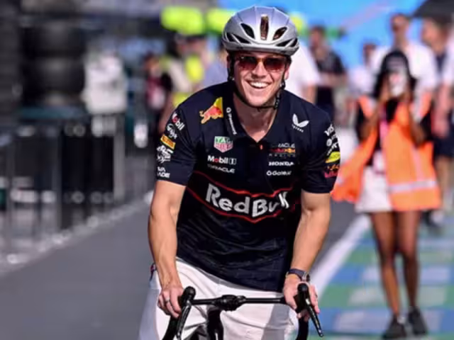 Liam sigue hablando de Checo tras su salida