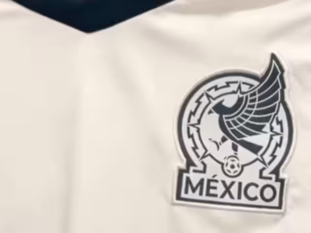 El Tri se vestirá de blanco de visita