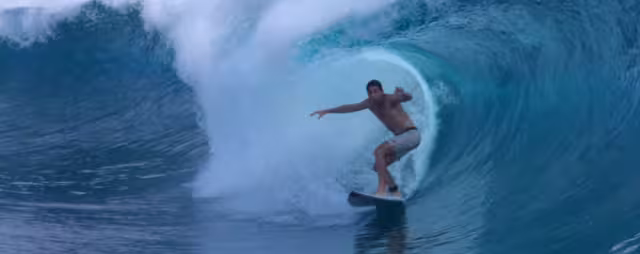 Las imponentes olas de Teahupo'o, Tahití, se preparan para recibir a los mejores surfistas del mundo en los Juegos Olímpicos de París 2024