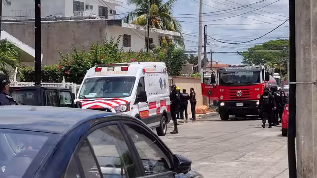 El agente permanece bajo observación con asistencia de oxígeno para estabilizar su función respiratoria