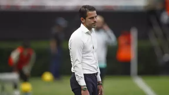 se niega a hablar con la prensa