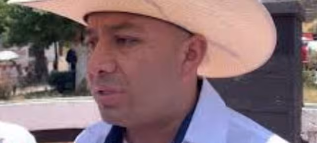 Víctor Manuel Espinoza Mendoza, candidato del PT a la alcaldía de Tlalmanalco