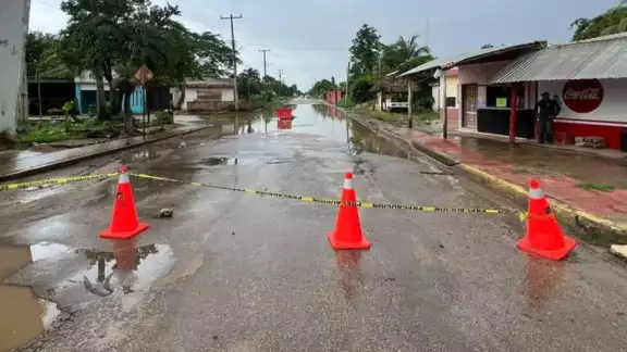 Así luce la vialidad actualmente en Lázaro Cárdenas Así luce la vialidad actualmente en Lázaro Cárdenas