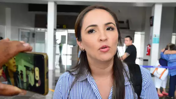Acusan al gobierno de Biby Rabelo de simular concesión con empresa fachada Acusan al gobierno de Biby Rabelo de simular concesión con empresa fachada