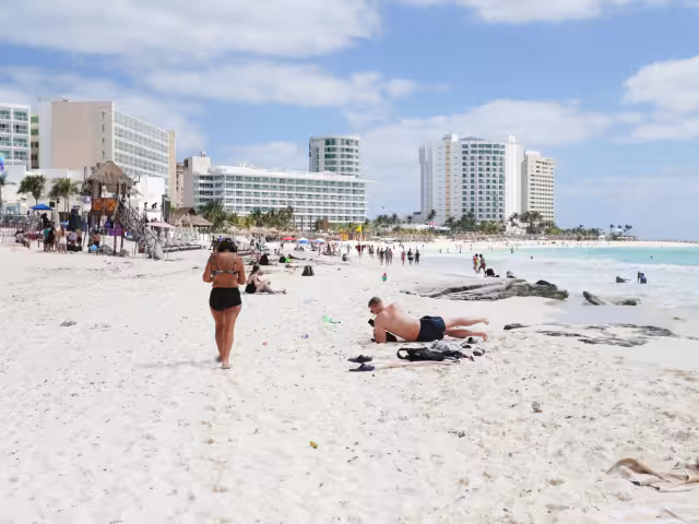 Además del suave oleaje, cuentan con atractivos en sus alrededores