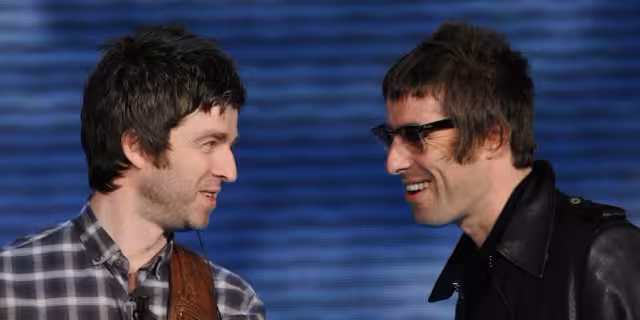 Redes estallan con memes por el regreso de Oasis tras 15 años de ausencia