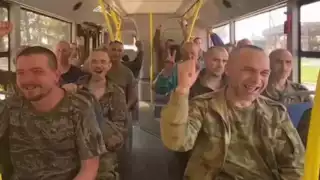 Rusia y Ucrania intercambian 75 prisioneros de guerra en un acuerdo crucial