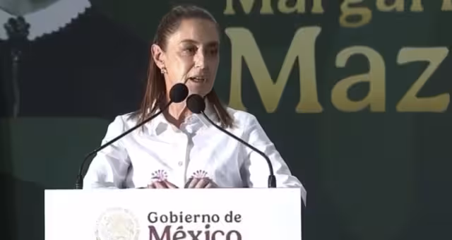 Claudia Sheinbaum inicia conmemoración del Día de la Mujer con entrega de escrituras y condonación de créditos en Tecámac