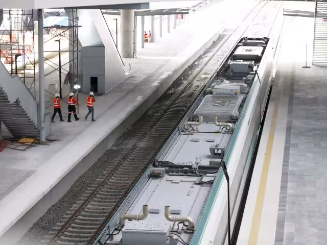 Luego de los ajustes de la Secretaría de Hacienda para atender prioridades gubernamentales, los trabajos del ferrocarril recibirán 36 mil millones de pesos este año