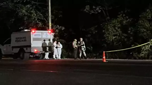 Servicios Periciales arribó al sitio del accidente para investigar los hechos en Cancún Servicios Periciales arribó al sitio del accidente para investigar los hechos en Cancún