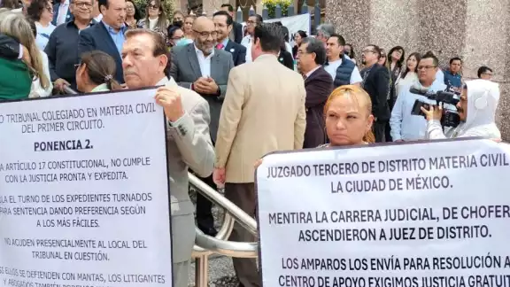 A partir del primer minuto de este lunes 19 de agosto, los trabajadores del Poder Judicial iniciaron un paro en protesta contra la reforma al sector A partir del primer minuto de este lunes 19 de agosto, los trabajadores del Poder Judicial iniciaron un paro en protesta contra la reforma al sector