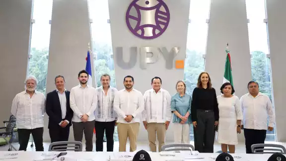 El Gobernador de Yucatán visitó la UPY para visualizar el trabajo de estudiantes y docentes yucatecos.